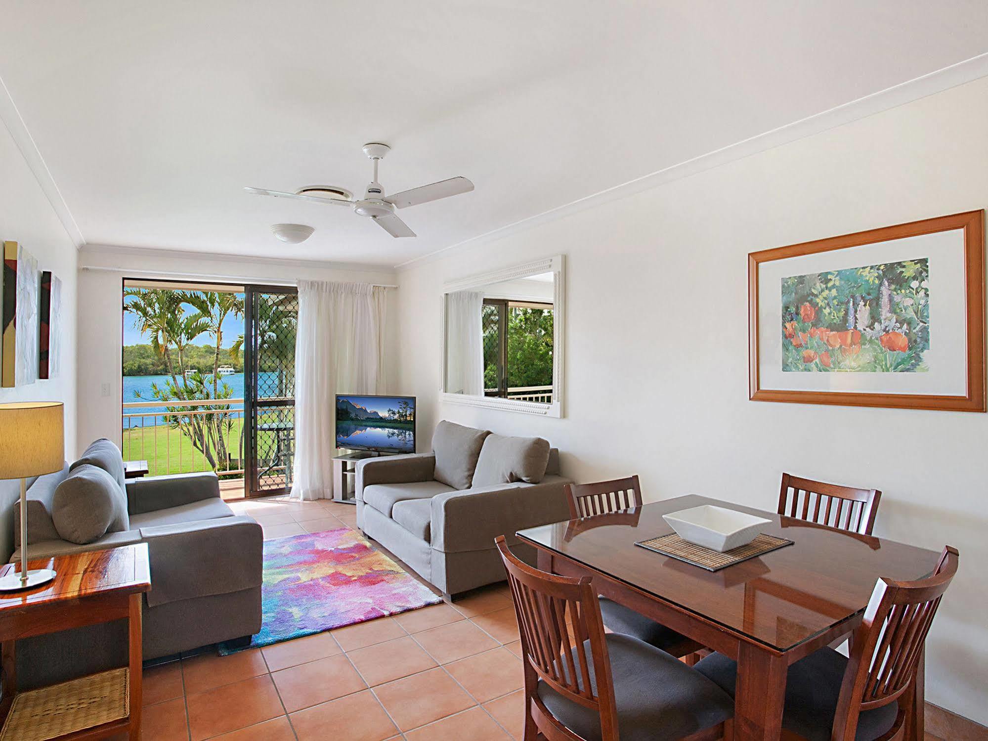 Motel Cayman Quays à Noosaville Extérieur photo